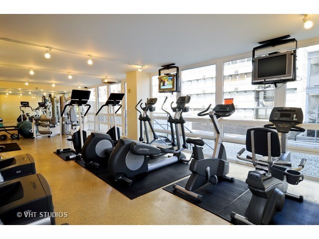50 E Bellevue Place #1306 Chicago, Illinois 60611 - Image 13