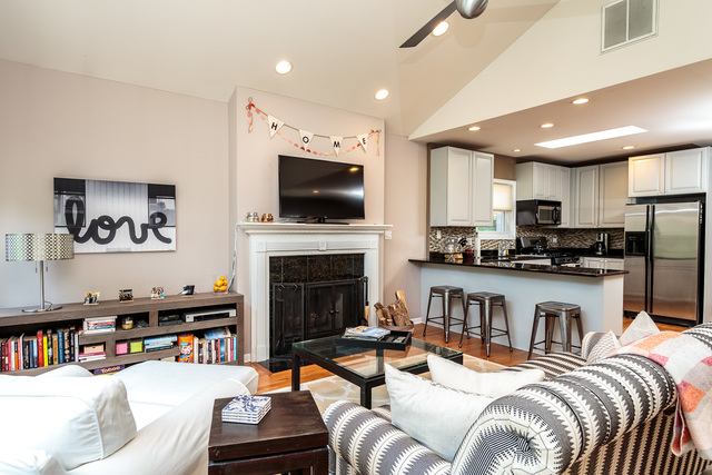 3217 N Kenmore Avenue #3 Chicago, Illinois 60657 - Image 6