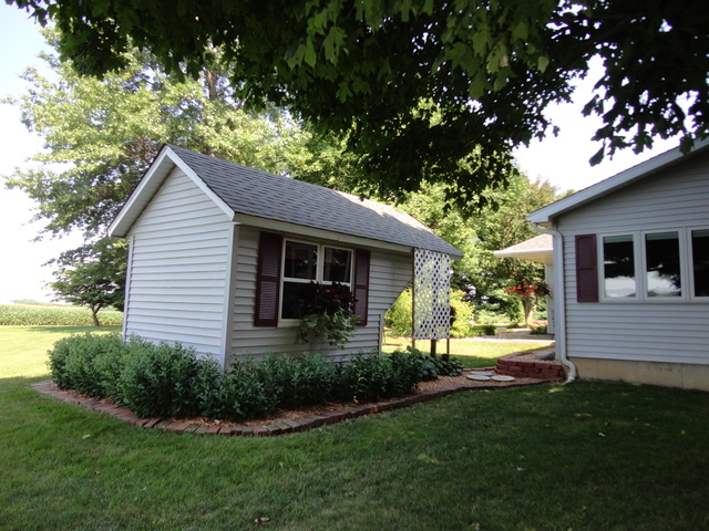 1537 State Hwy 16 Highway Shelbyville, Illinois 62565 - Image 5
