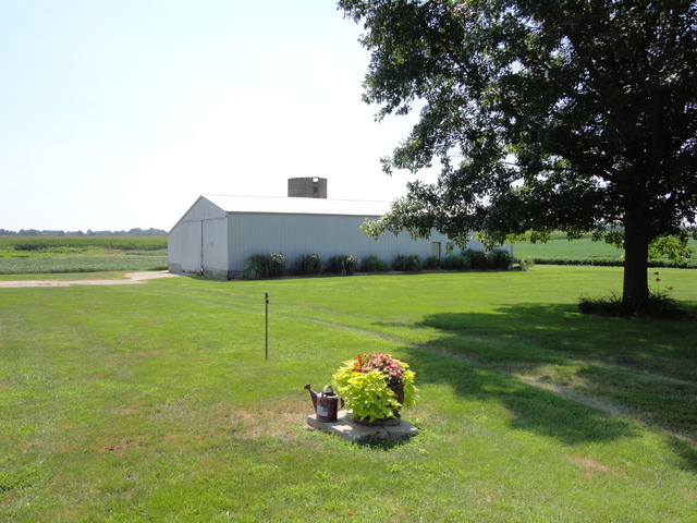 1537 State Hwy 16 Highway Shelbyville, Illinois 62565 - Image 7