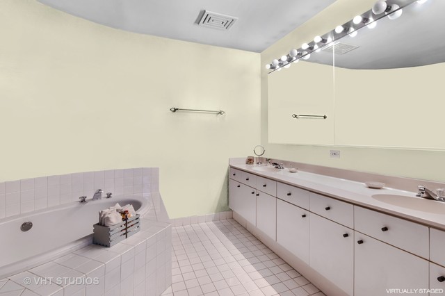 161 W Harrison Street #301 Chicago, Illinois 60605 - Image 8