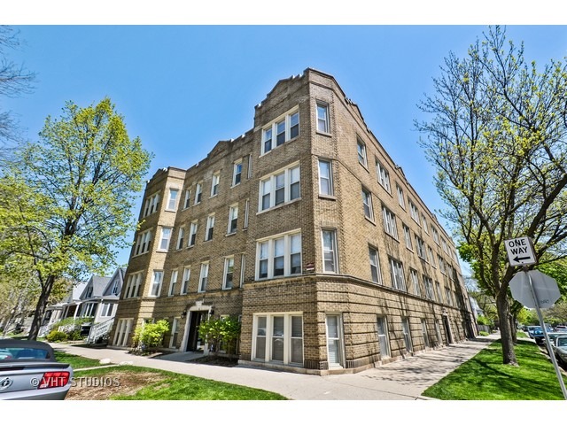 2150 W Ainslie Street #B4 Chicago, Illinois 60625 - Image 1