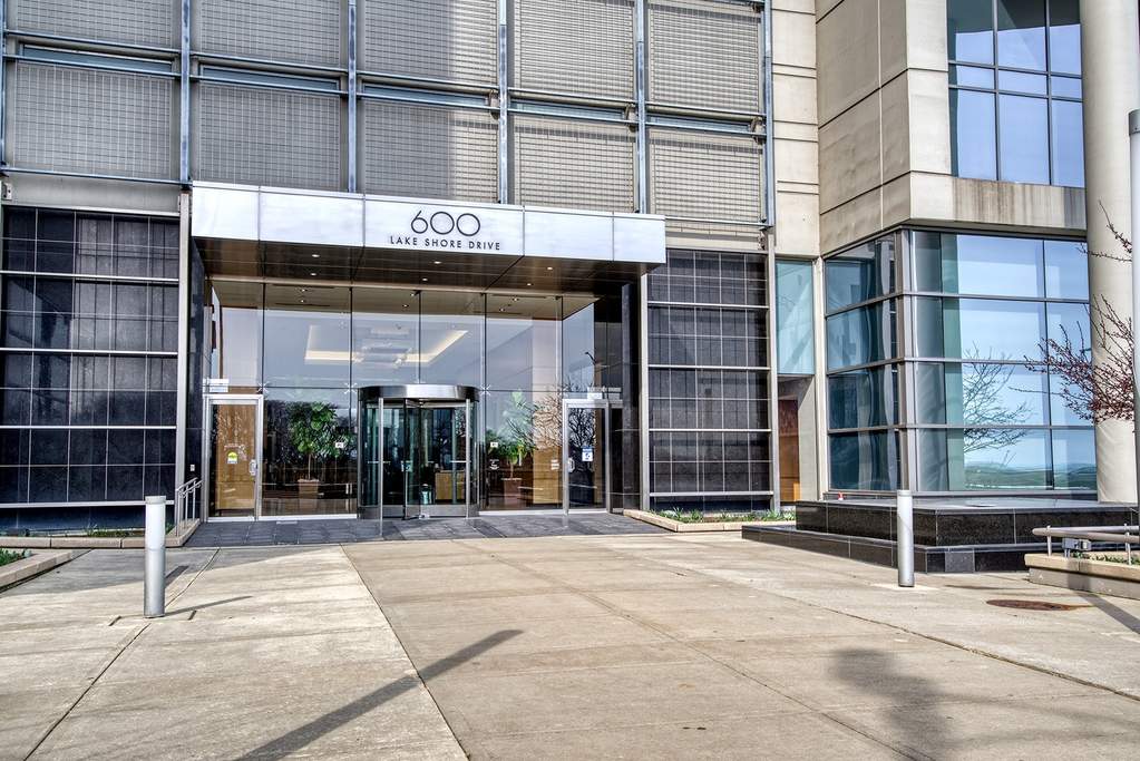 600 N Lake Shore Drive #3303 Chicago, Illinois 60611 - Image 3