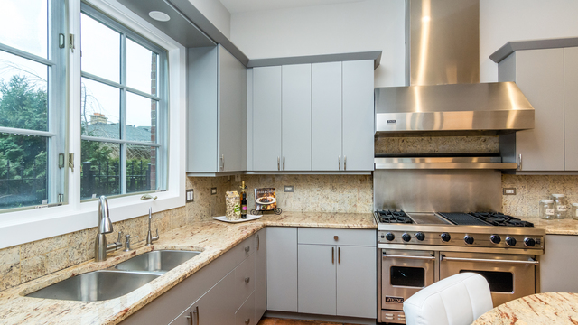 4756 W Bryn Mawr Avenue Chicago, Illinois 60646 - Image 10