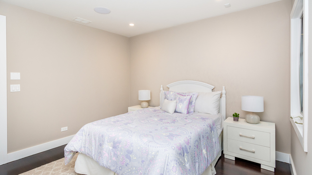 4756 W Bryn Mawr Avenue Chicago, Illinois 60646 - Image 29