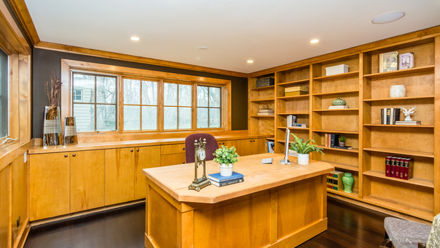 4756 W Bryn Mawr Avenue Chicago, Illinois 60646 - Image 34