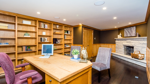 4756 W Bryn Mawr Avenue Chicago, Illinois 60646 - Image 35