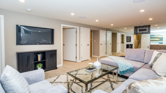 4756 W Bryn Mawr Avenue Chicago, Illinois 60646 - Image 40
