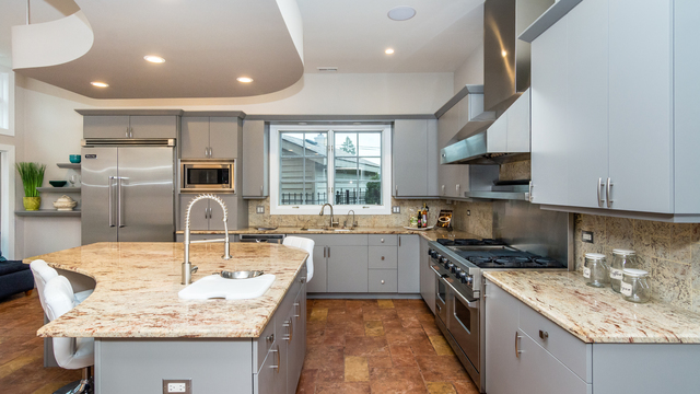 4756 W Bryn Mawr Avenue Chicago, Illinois 60646 - Image 9