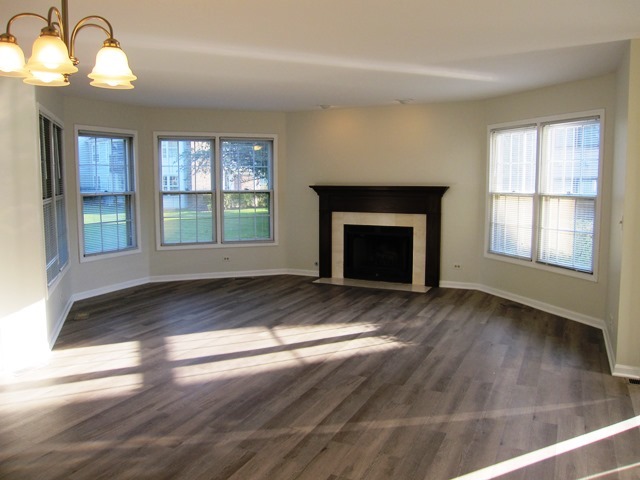 324 N Satinwood Court #324 Buffalo Grove, Illinois 60089 - Image 13