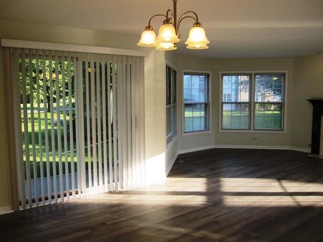 324 N Satinwood Court #324 Buffalo Grove, Illinois 60089 - Image 15