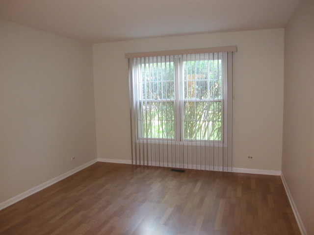 324 N Satinwood Court #324 Buffalo Grove, Illinois 60089 - Image 26