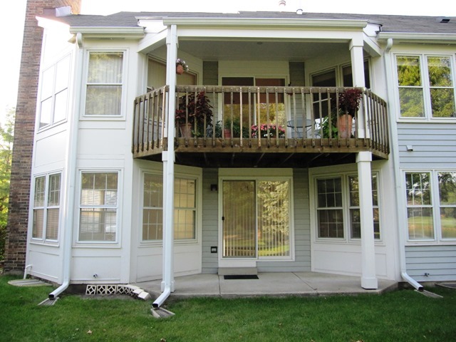 324 N Satinwood Court #324 Buffalo Grove, Illinois 60089 - Image 6