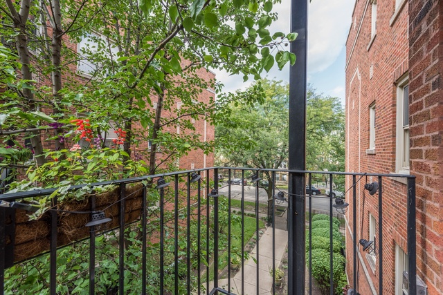 1645 W Pratt Boulevard #2A Chicago, Illinois 60626 - Image 12
