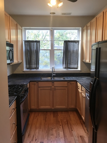 1821 N Rockwell Street Chicago, Illinois 60647 - Image 2