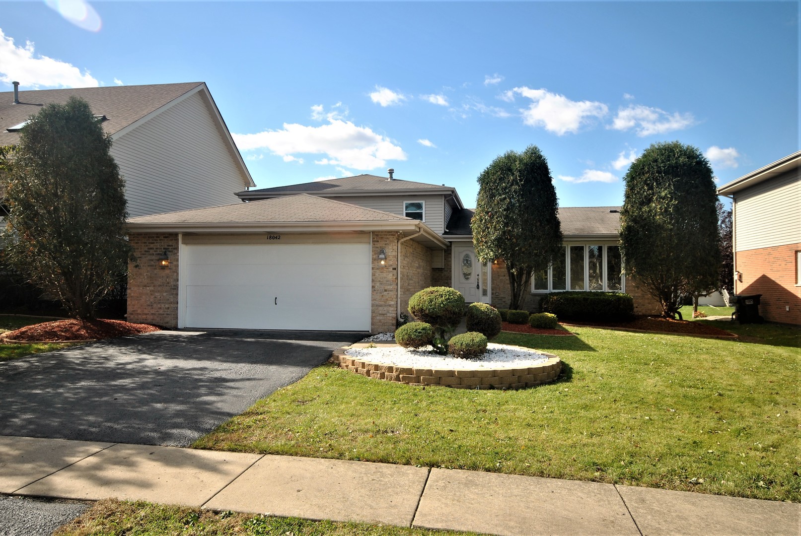 18042 Vista Drive Country Club Hills, IL 60478 MLS 10170804