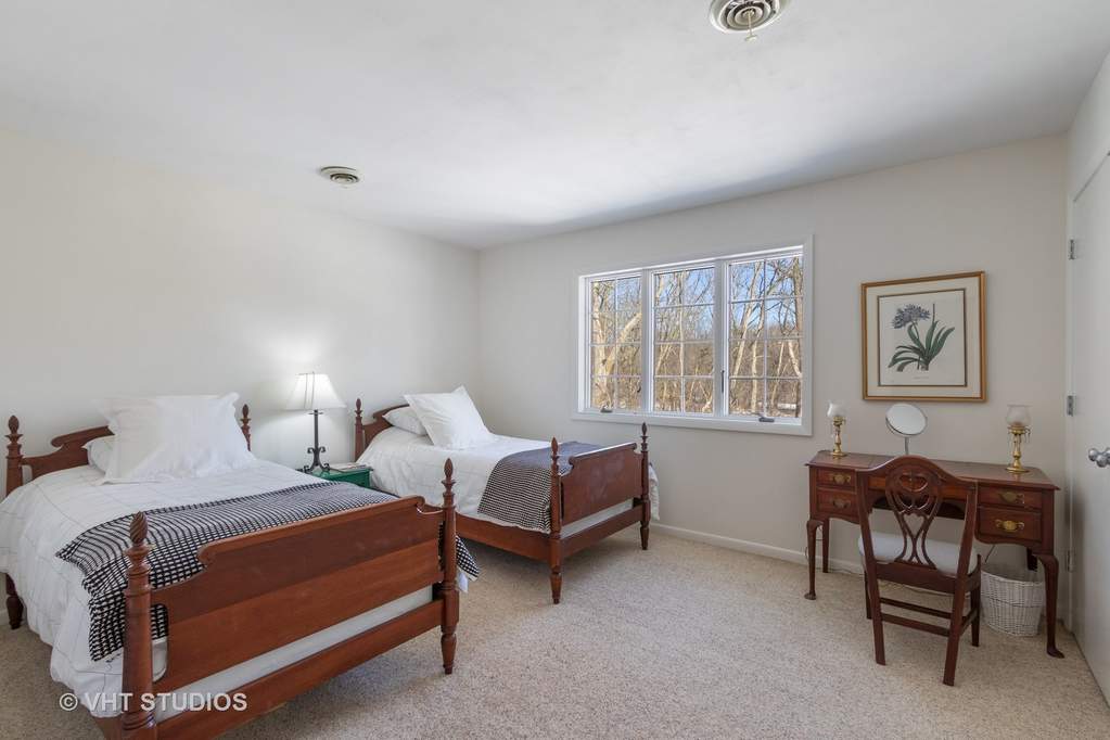 25130 N Cayuga Trail Lake Barrington, Illinois 60010 - Image 27