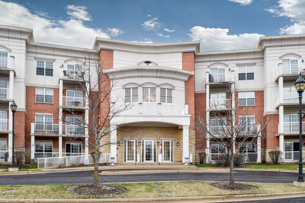 701 W Rand Road 226 Arlington Heights, IL 60004 MLS 10279102