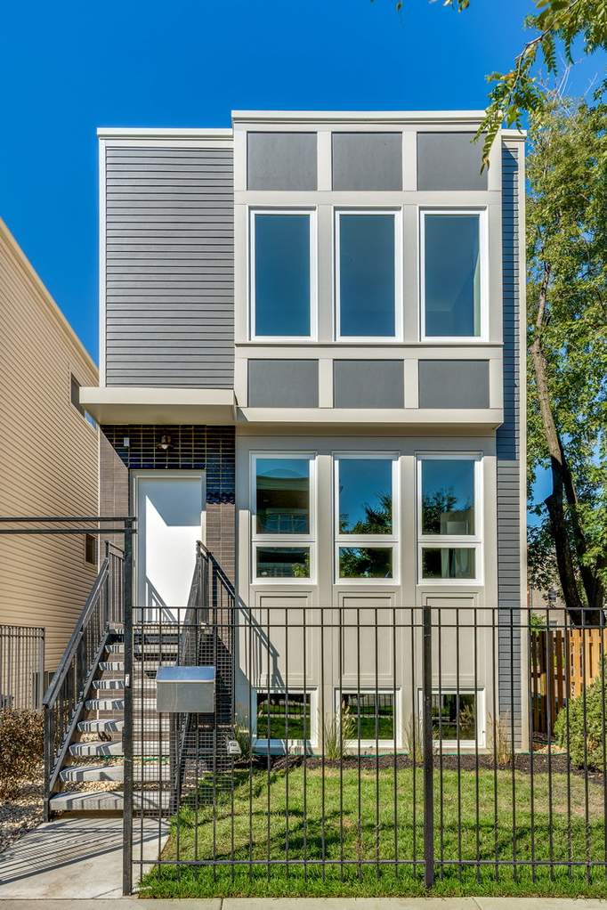 2552 W Grenshaw Street Chicago, Illinois 60612 - Image 1