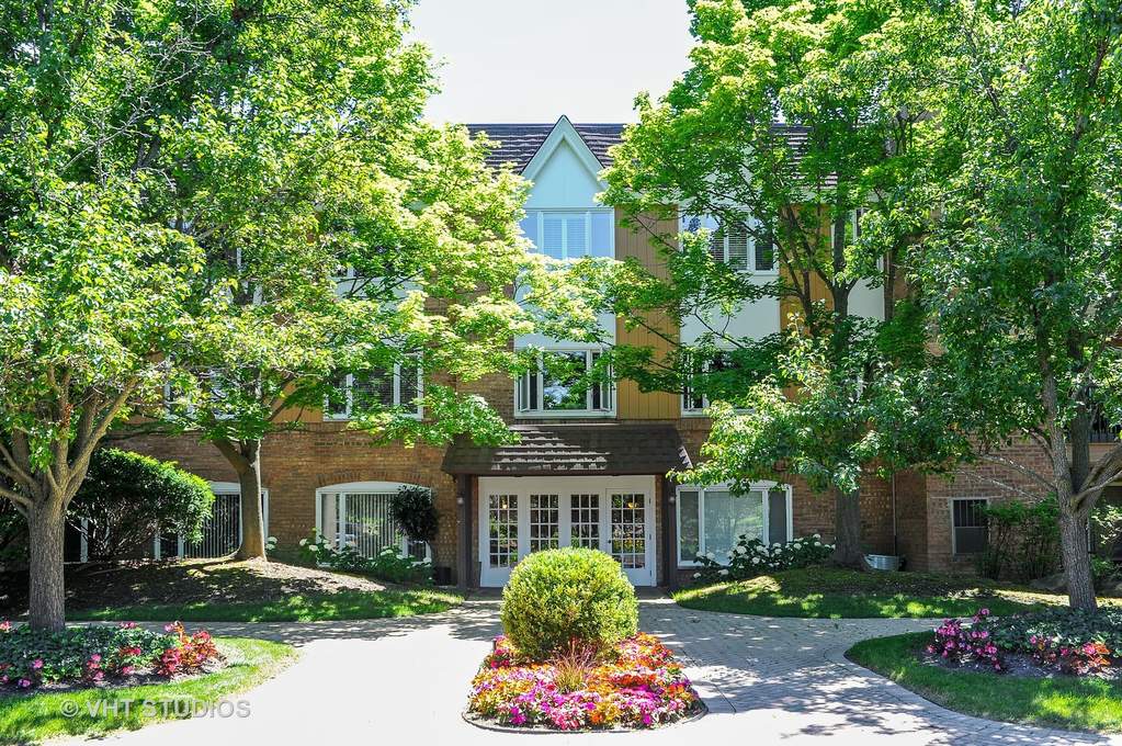 207 Rivershire Lane 208 Lincolnshire, IL 60069 MLS 10292131