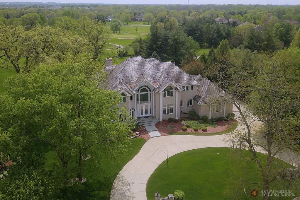 42 S Royal Oaks Drive Bristol, IL 60512 MLS 10298279 properties