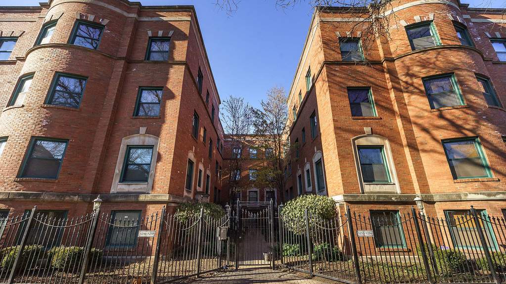 5258 S Drexel Avenue 3F Chicago, IL 60615 MLS 10306535 properties