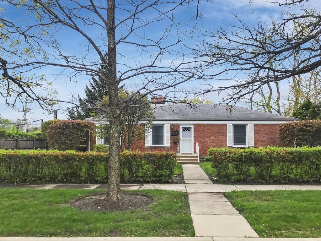 600 Garfield Avenue Lake Bluff, IL 60044 MLS 10307851 properties