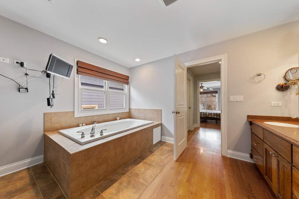 441 N Waiola Avenue La Grange Park, Illinois 60526 - Image 16