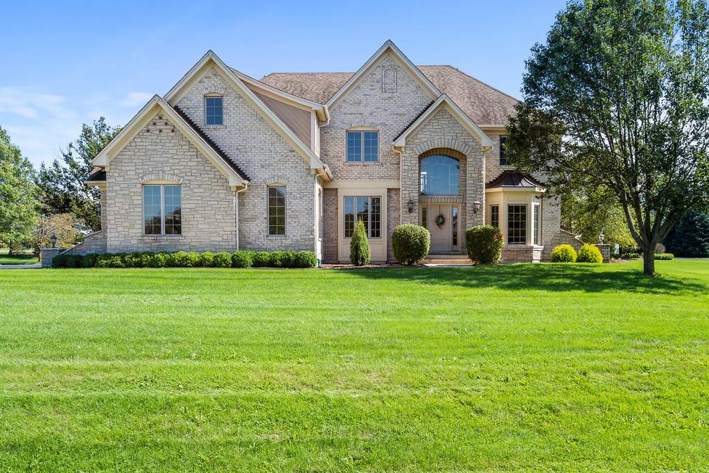 9N709 Whispering Springs Lane Elgin, Illinois 60124 - Image 1