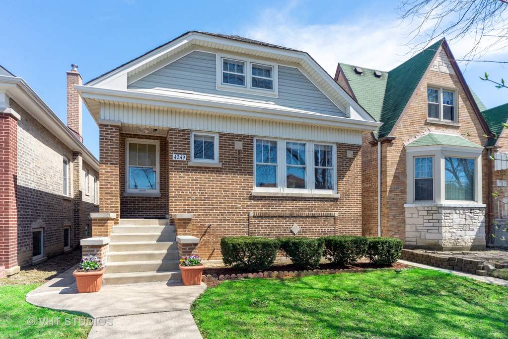 4249 N Monitor Avenue Chicago, IL 60634 MLS 10340132 properties