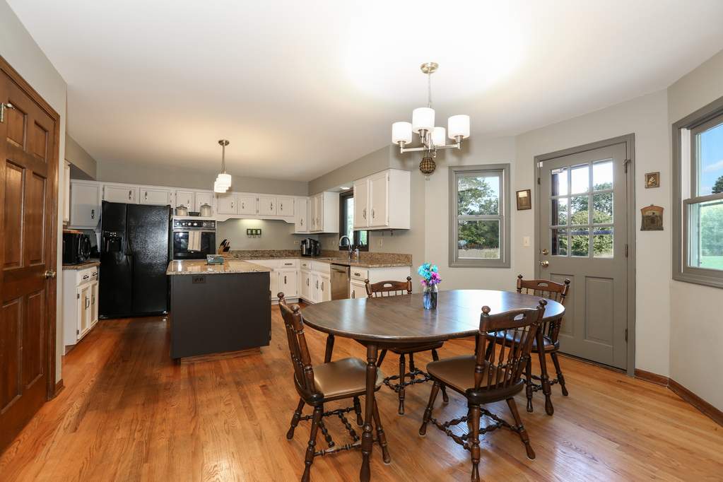 28W210 Cantigny Drive Winfield, Illinois 60190 - Image 14