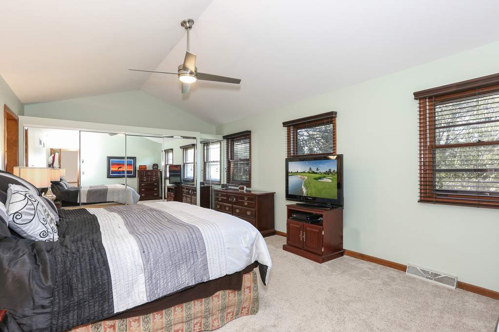 28W210 Cantigny Drive Winfield, Illinois 60190 - Image 25