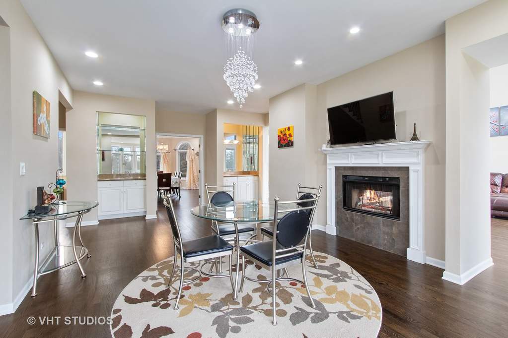 309 Dundee Road Barrington, Illinois 60010 - Image 9
