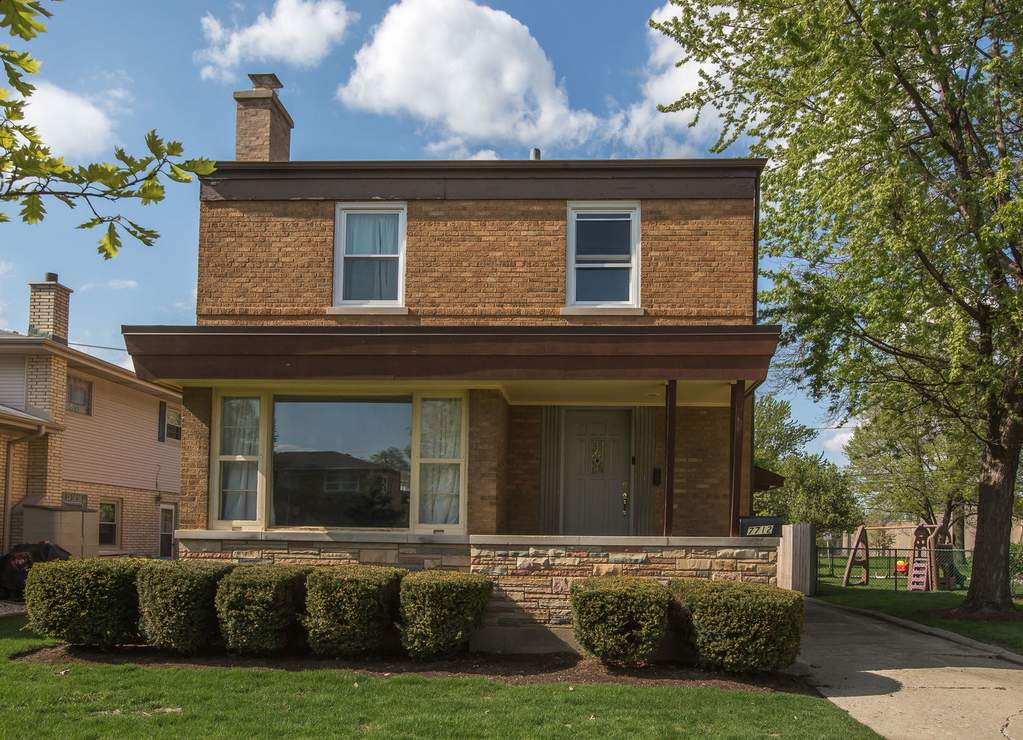 7712 W 65 Th Street Bedford Park, IL 60501 MLS 10371430 properties