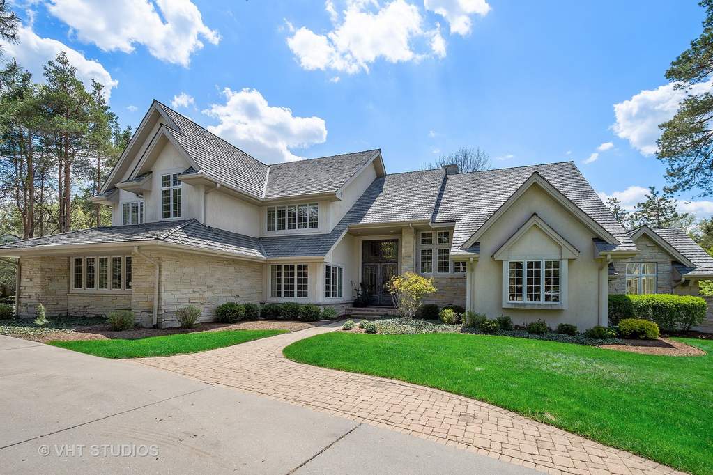 12 Cross Wicks Court North Barrington, Illinois 60010 - Image 1