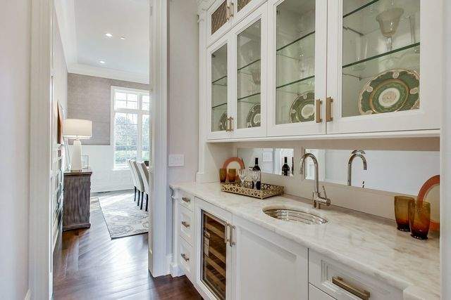 554 Longwood Avenue Glencoe, Illinois 60022 - Image 9