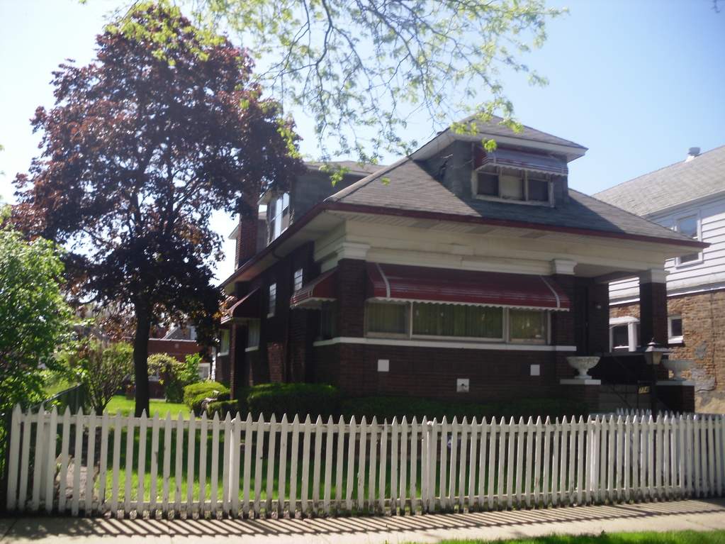 7748 S Champlain Avenue Chicago, IL 60619 MLS 10391123 properties