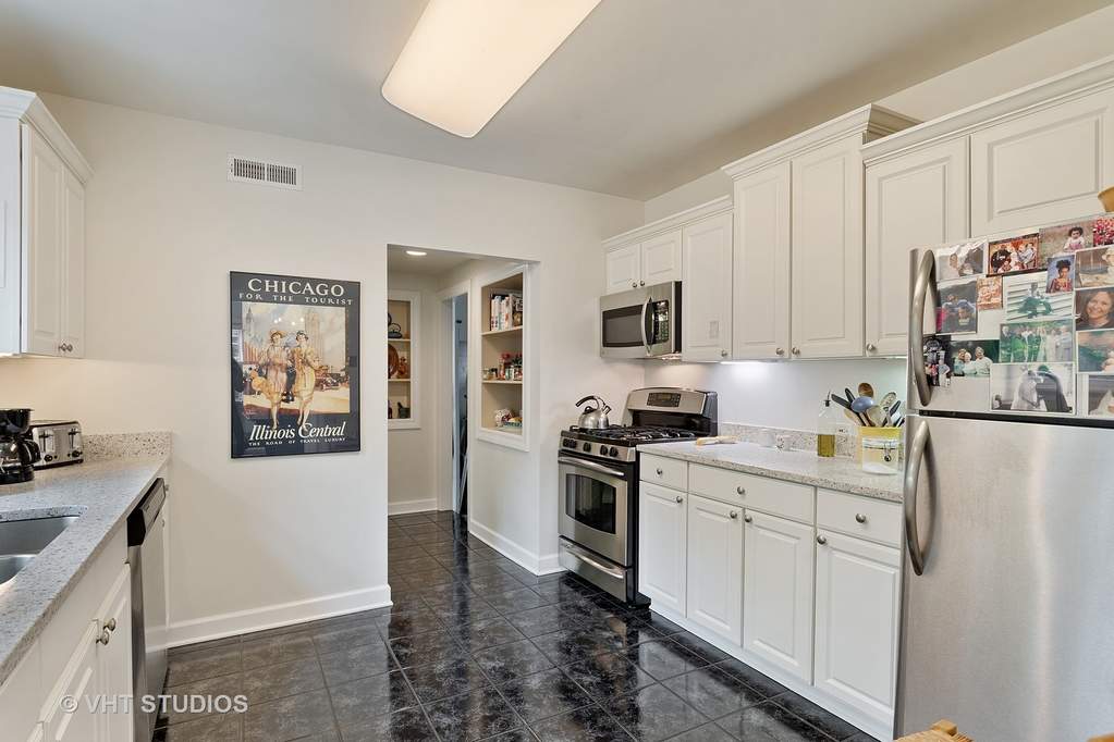 527 E Mayfair Road Arlington Heights, Illinois 60005 - Image 12