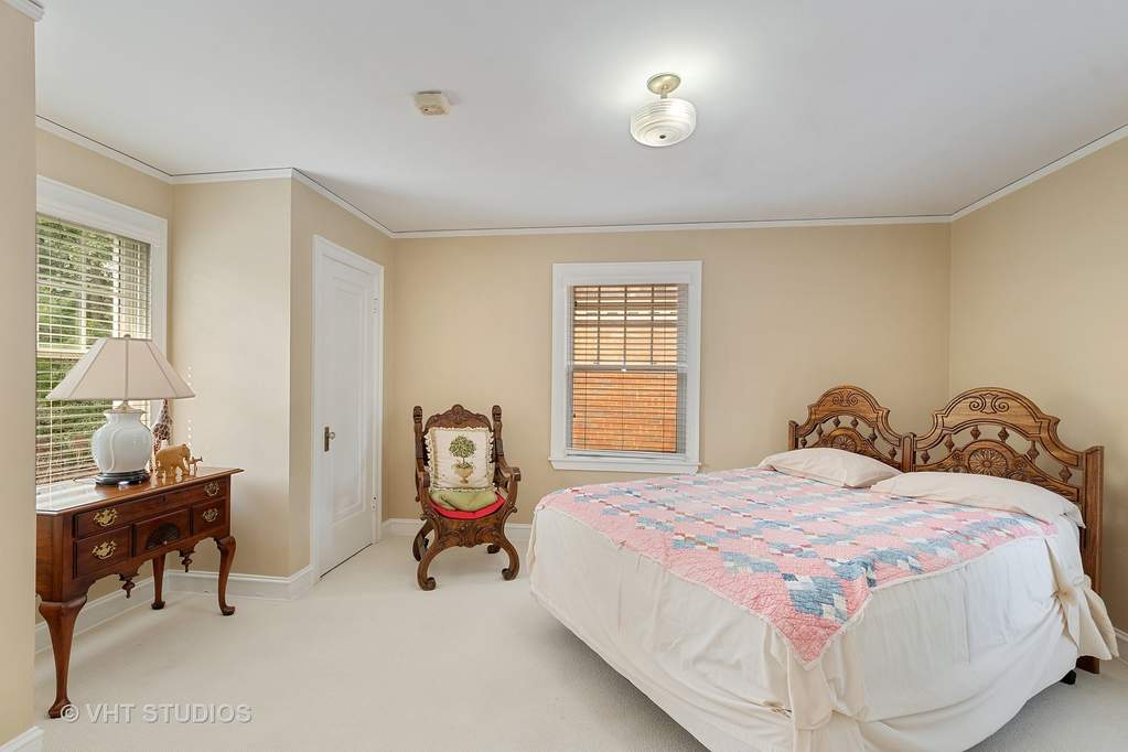 527 E Mayfair Road Arlington Heights, Illinois 60005 - Image 17