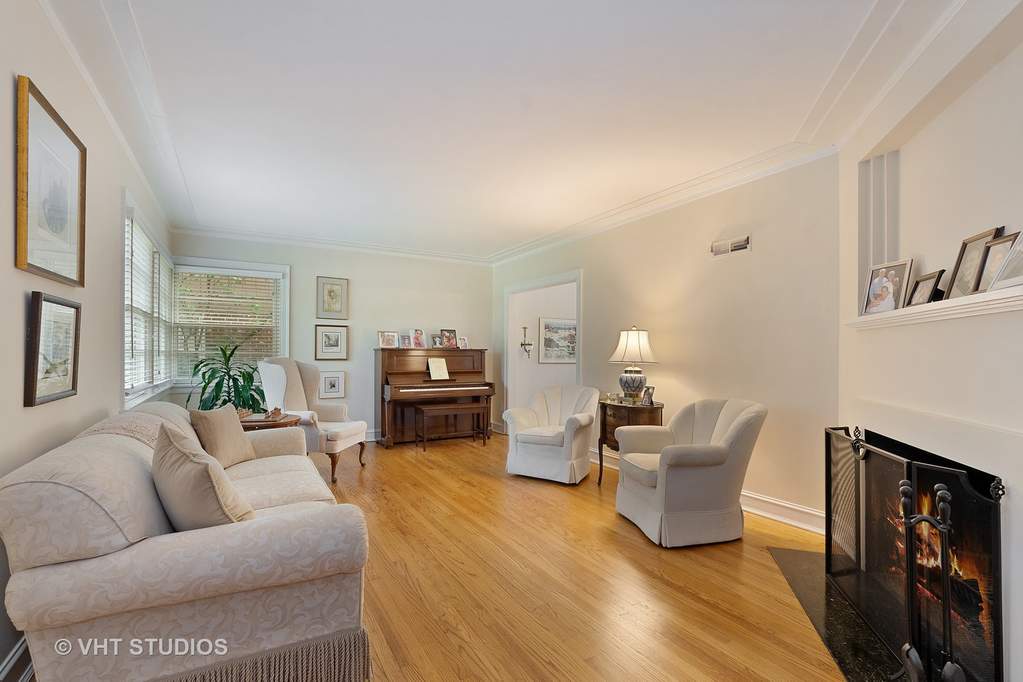 527 E Mayfair Road Arlington Heights, Illinois 60005 - Image 7