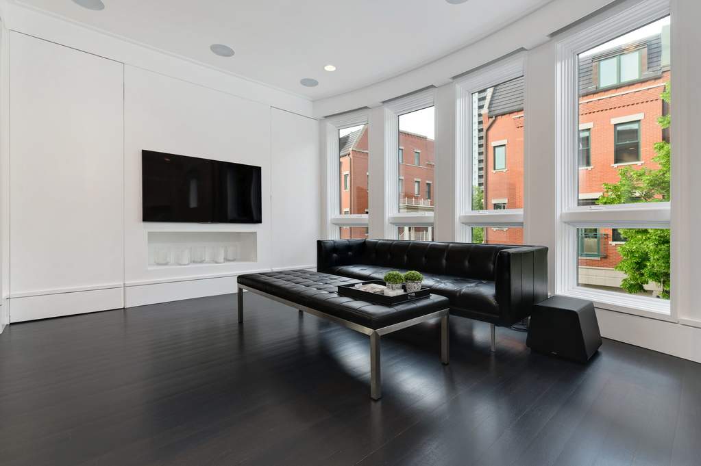 446 N Canal Street Chicago, Illinois 60654 - Image 13