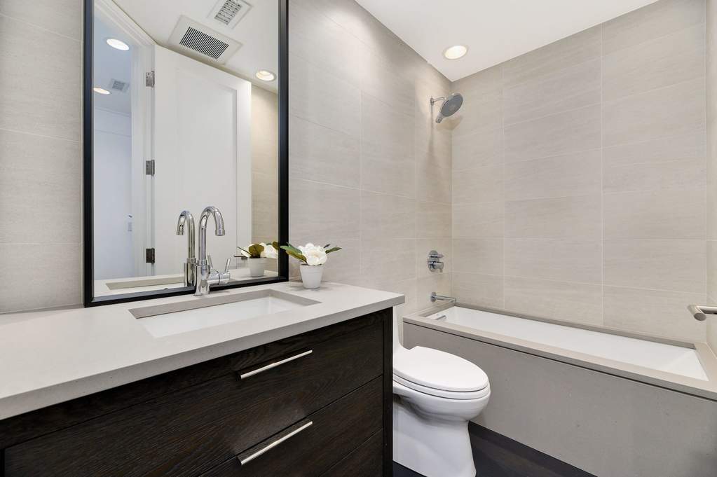 446 N Canal Street Chicago, Illinois 60654 - Image 21