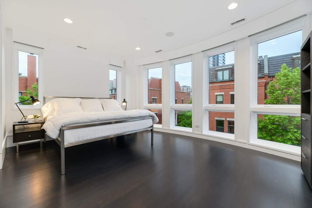 446 N Canal Street Chicago, Illinois 60654 - Image 22