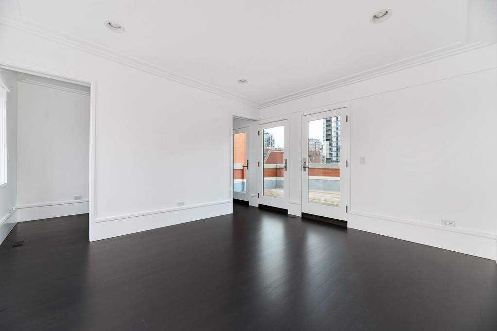 446 N Canal Street Chicago, Illinois 60654 - Image 26