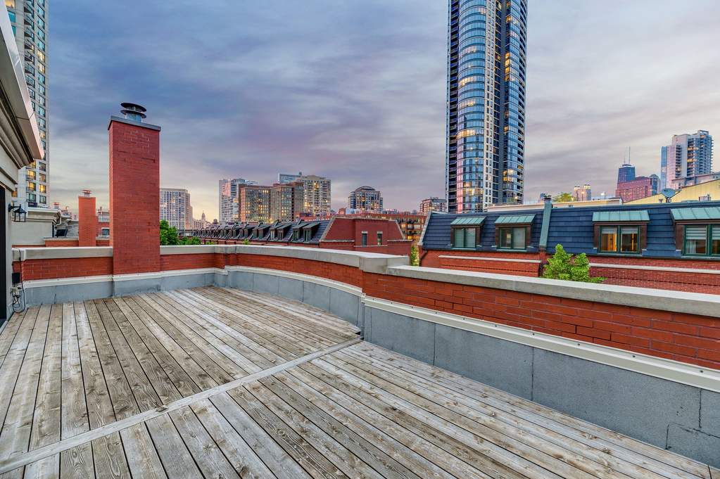 446 N Canal Street Chicago, Illinois 60654 - Image 30
