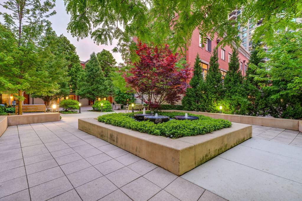 446 N Canal Street Chicago, Illinois 60654 - Image 36