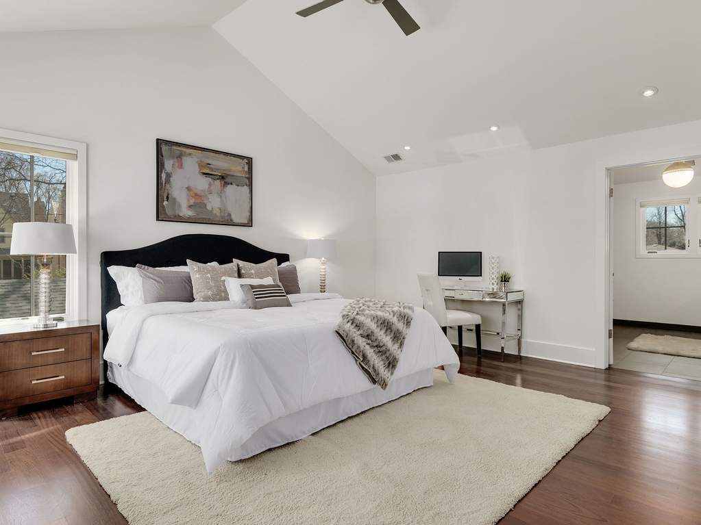 126 W 7th Street Hinsdale, Illinois 60521 - Master Bedroom
