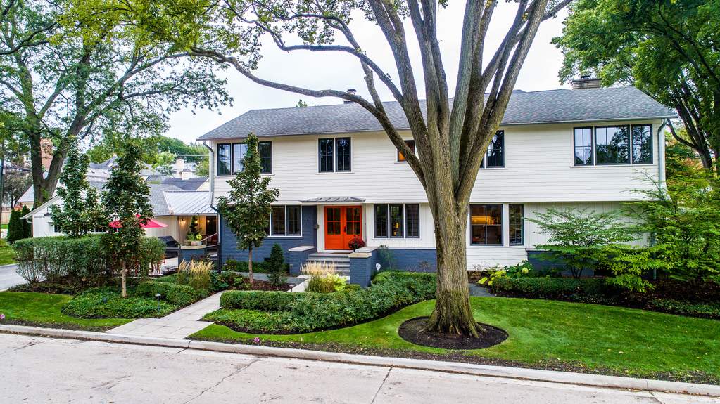 126 W 7th Street Hinsdale, Illinois 60521 - Front of Home