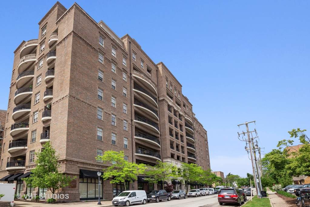 151 W Wing Street 603 Arlington Heights, IL 60005 MLS 10412007