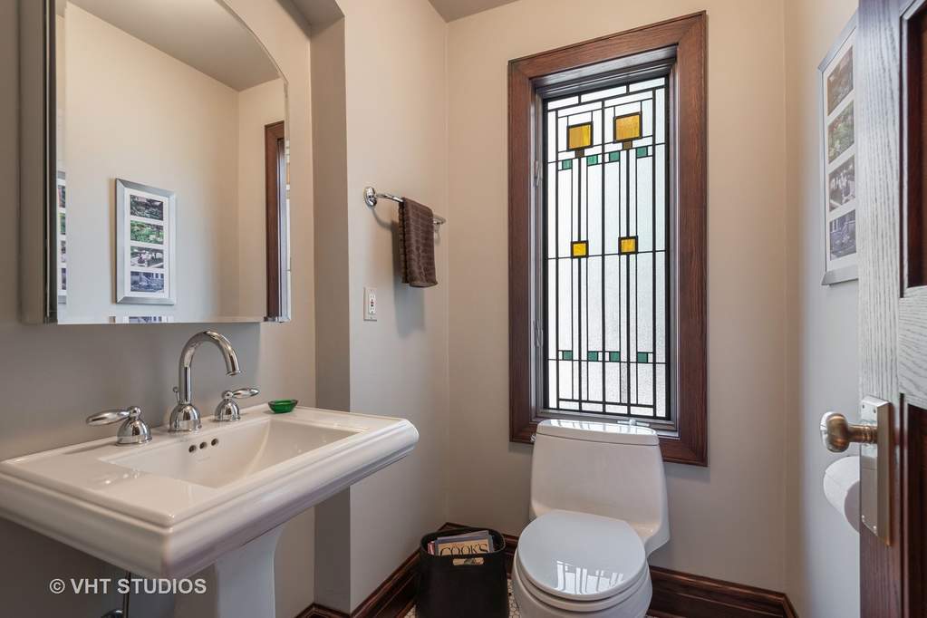 7406 N Sheridan Road Chicago, Illinois 60626 - Image 13